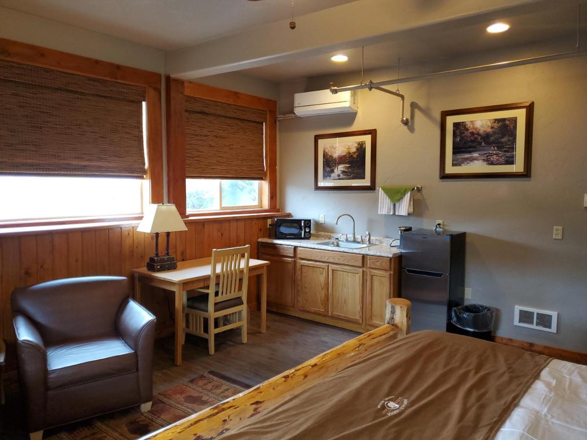 Buffalo Lodge Of ביגפורק מראה חיצוני תמונה