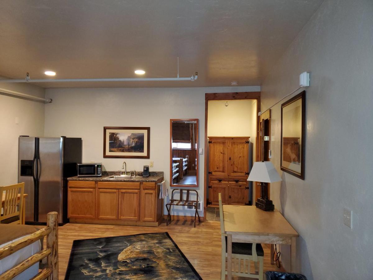 Buffalo Lodge Of ביגפורק מראה חיצוני תמונה