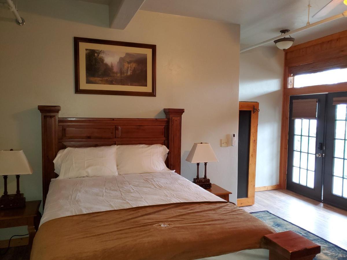Buffalo Lodge Of ביגפורק מראה חיצוני תמונה